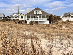 Exterior - The Hartshorn House  Oceanfront  Five Bedrooms  Private Beach Access  3 G (Bald Head Island)