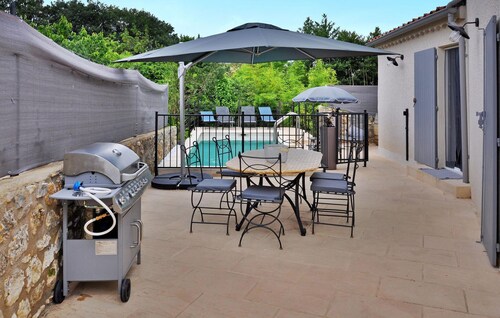 Lovely home in Saint Laurent De Carno