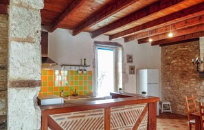 Geladeira, fogão, cooktop, lava-louças