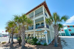 Exterior - Sandy Cheeks | Outdoor Pool | Waterfront | My Beach Getaways (Gulf Shores)