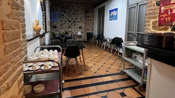 含每日歐陸早餐