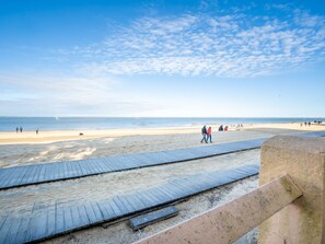 Tæt på stranden