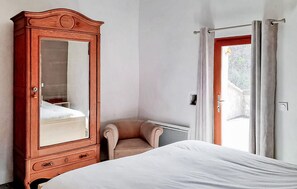 2 soverom, wi-fi (inkludert) og sengetøy