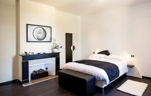 4 bedrooms, free WiFi, bed sheets