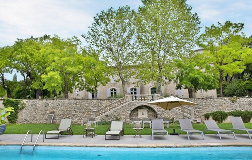 Awesome home in Sauve