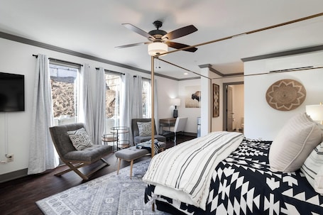 Single Room, Courtyard View | Desk, laptop workspace, blackout drapes, iron/ironing board