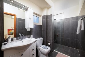 Bathroom - Villa Sophia & Elpis (Hersonissos)
