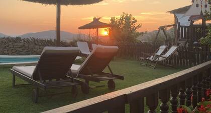 Holiday Home 'Regalate Paz 2' with Mountain View, Private Pool and Wi-Fi