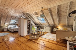 5 soverom, strykejern/-brett, wi-fi (inkludert) og sengetøy