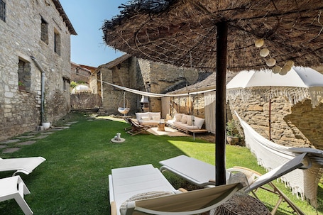 Terrace/patio. Holiday Home 'Regalate Paz' with Mountain View, Shared Pool and Wi-Fi