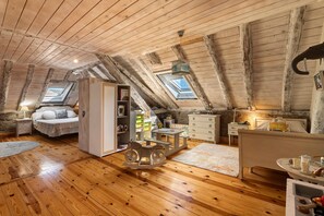 5 habitaciones, tabla de planchar con plancha y wifi gratis 