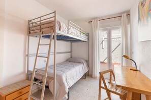 3 camere, ferro/asse da stiro, Wi-Fi gratuito, lenzuola