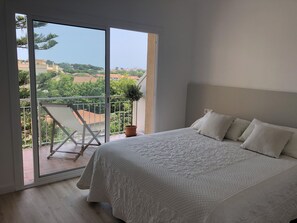 3 makuuhuonetta, ilmainen Wi-Fi, vuodevaatteet