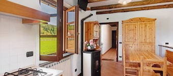 Studio Apartment 'Ant Ra Prina Chiaro Pino' with Mountain View and Shared Garden