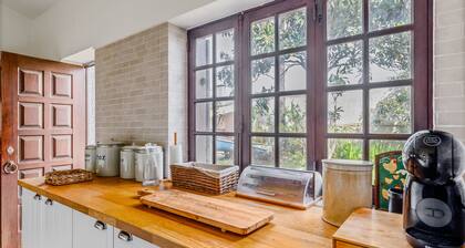 Casa de vacaciones 'Vila Das Manas' con piscina privada, jardín privado y Wi-Fi
