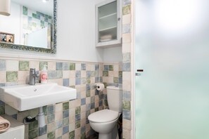 Doccia, asciugacapelli, asciugamani