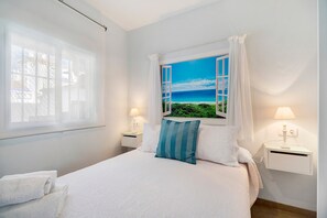 3 dormitorios, tabla de planchar con plancha, wifi gratis y ropa de cama