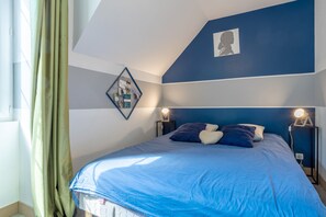 7 Schlafzimmer, Bügeleisen/Bügelbrett, kostenloses WLAN, Bettwäsche