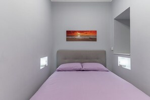 1 bedroom, Internet - Functional 36 sqm apartment, ideal for up to 3 people. Located in one of the most beautiful and lively areas of the city, the apartment offers a welcoming and practical environment, perfect for a couple or a small family. Its proximity to Villa Bellini a (Catania)