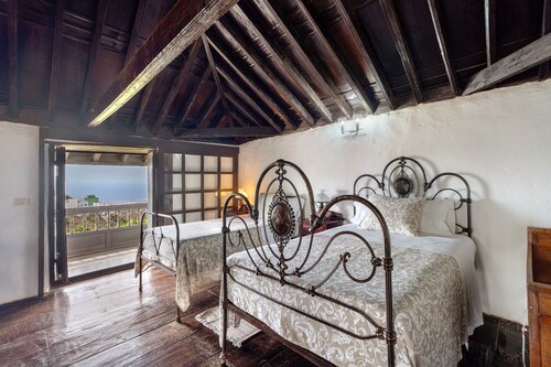 Ferienhaus 'La Tunera' mit Meerblick, privatem Pool und Wi-Fi
