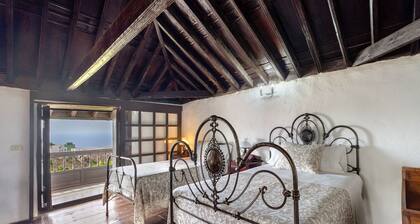 Rural Vacation Home 'La Tunera' with Sea View, Private Pool and Wi-Fi