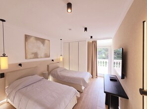 2 soverom, strykejern/-brett, wi-fi (inkludert) og sengetøy