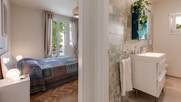 1 camera, Wi-Fi gratuito, lenzuola