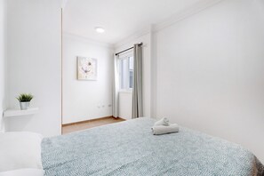 2 camere, ferro/asse da stiro, Wi-Fi gratuito, lenzuola