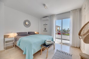3 habitaciones, wifi gratis y ropa de cama 
