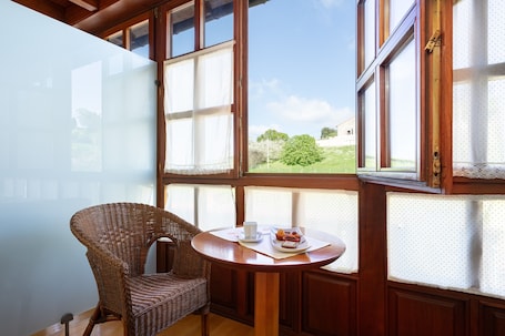 Dining. Vacation Home "Aldea Salguero" with Wi-Fi