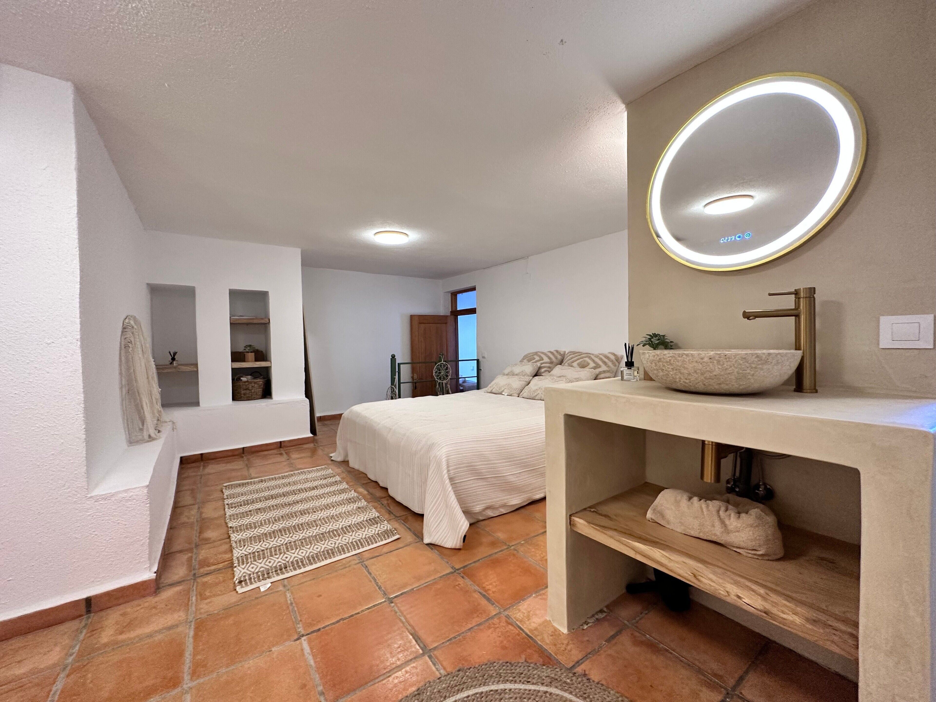 3 bedrooms, free WiFi, bed sheets