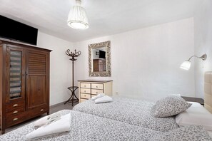 2 Schlafzimmer, Bügeleisen/Bügelbrett, kostenloses WLAN, Bettwäsche