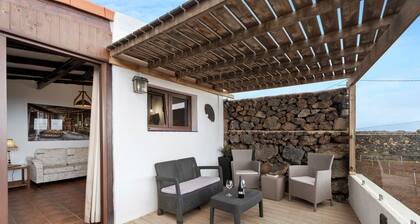 Apartment 'Finca Wapa - Gárgola' with Sea View, Wi-Fi and Air Conditioning