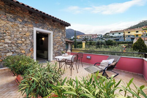 Studio Apartment 'Pesco Agriturismo La Ferla' with Wi-Fi and Air Conditioning