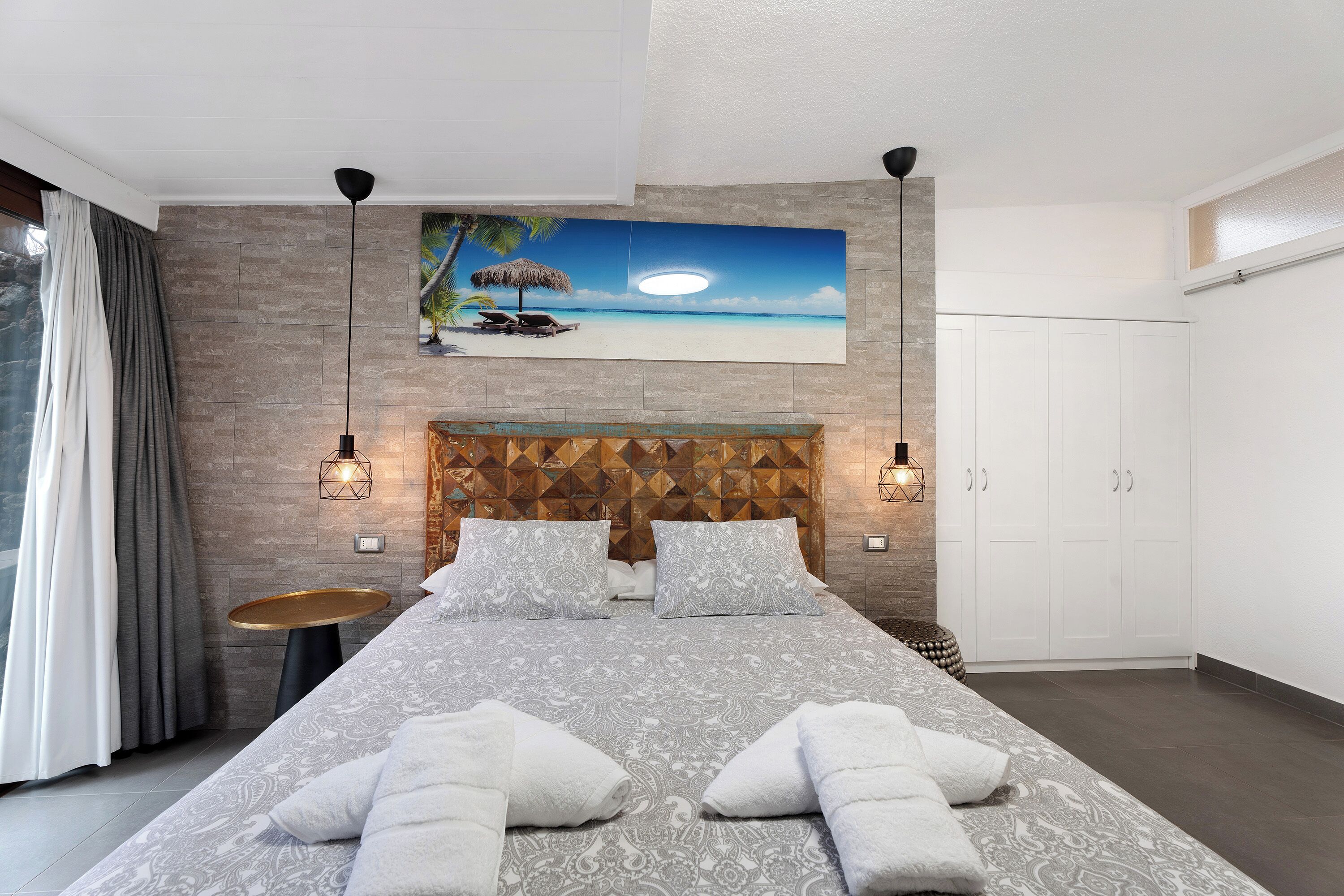 1 多间卧室、熨斗/熨衣板、免费 WiFi、床单