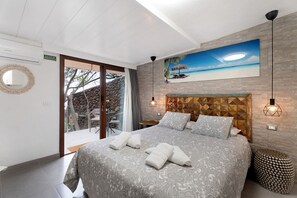 1 slaapkamer, een strijkplank/strijkijzer, gratis wifi, beddengoed