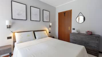 2 habitaciones, tabla de planchar con plancha y wifi gratis