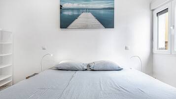 2 bedrooms, free WiFi, bed sheets