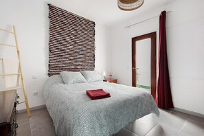3 camere, ferro/asse da stiro, Wi-Fi gratuito, lenzuola