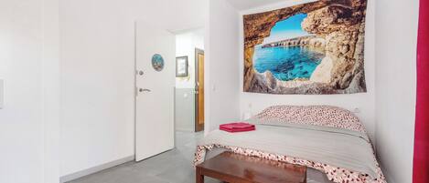 3 habitaciones, tabla de planchar con plancha y wifi gratis