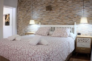 1 bedroom, iron/ironing board, free WiFi, bed sheets - Apartment 'Finca Wapa -Rústico' with Sea View, Wi-Fi and Air Conditioning (Frontera)