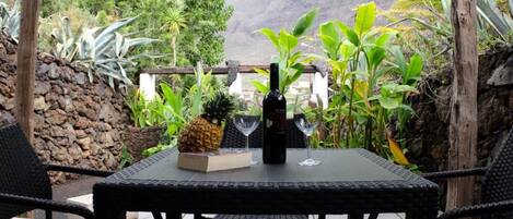 屋外ダイニングエリア