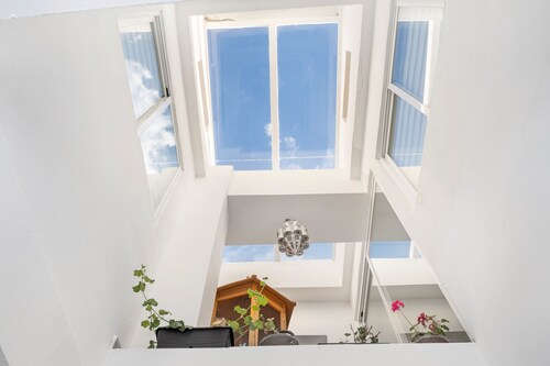 Apartment 'Brianna' with Private Terrace, Wi-Fi and Air Conditioning