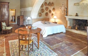 3 habitaciones, cuna de viaje, wifi gratis y ropa de cama 
