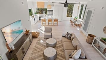 Smart TV, ping pong, offices
