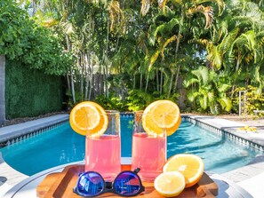 Piscine extérieure, piscine chauffée