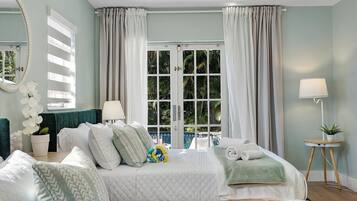 2 bedrooms, desk, iron/ironing board, free WiFi