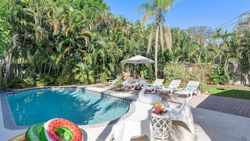 Outdoor pool, a heated pool