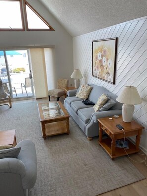 Fernseher, DVD-Player