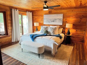 3 Schlafzimmer, Schreibtisch, Bügeleisen/Bügelbrett, Reisekinderbett